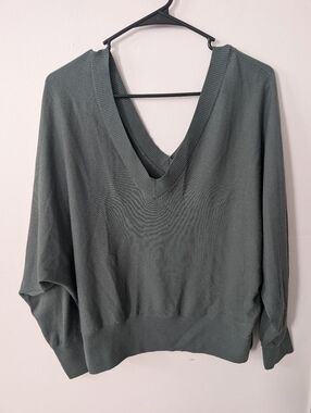 Express Off Shoulder Green Cropped V Neck Sweater